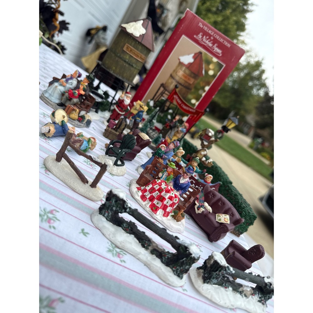 St. Nicholas Square Village Collection Christmas Figurines Water Tower Lot
